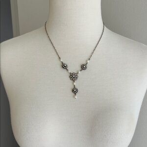 Necklace with flower charms